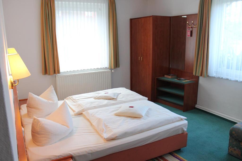 Garni-Hotel Alt Wernigeroeder Hof Wernigerode Quarto foto